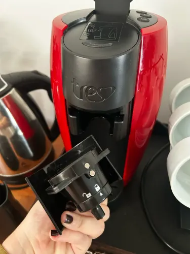 Cafeteira 3 corações NOVA (usada 1 vez)