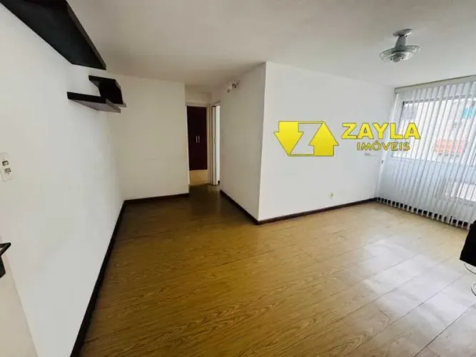 Apartamento 2 quartos vaga na garagem no Condomínio 1059 - Irajá, Rj