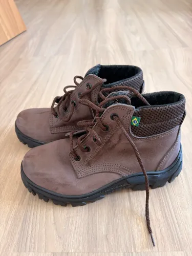 Bota de obra feminina n°37