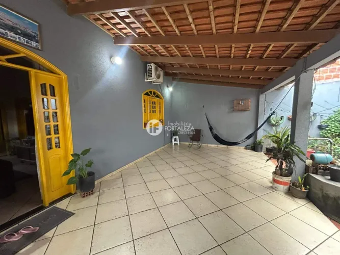 VENDO CASA com 176m², 2 quartos, 1 suíte em Habitasa - Rio Branco - AC