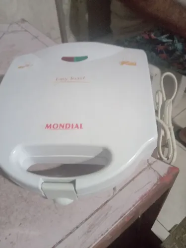Sanduicheira 220 volts