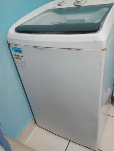 MÁQUINA DE LAVAR COM DEFEITO