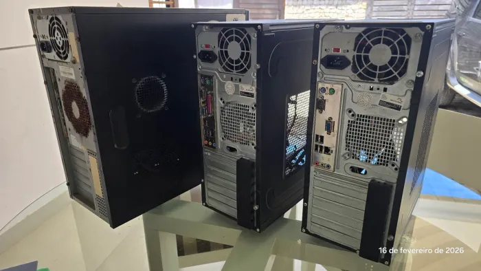 3 Gabinete + 3 drive de CD + 2 Usb