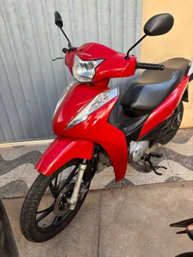 Vendo motos preço bom pra vender