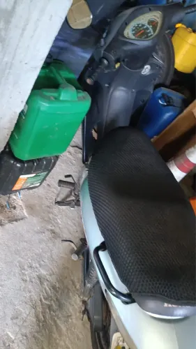 Honda biz ano 2008