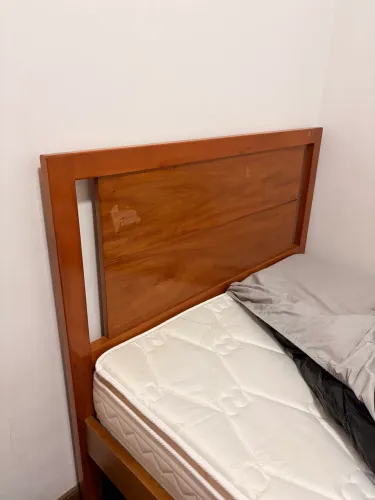 Colchão + Cama de Viúva