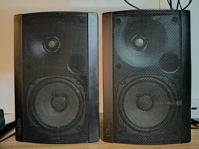 Caixa acústica Yamaha