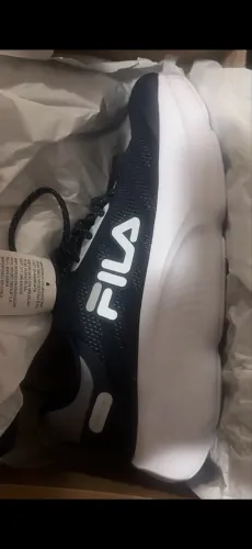 TENIS FILA NA CAIXA TAM 40