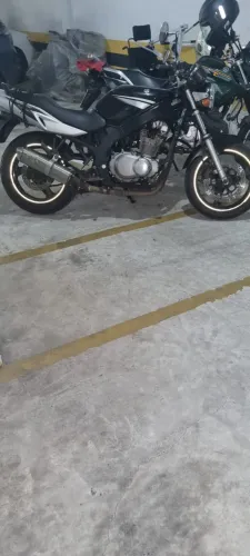 Moto Suzuki Gs 500 2008