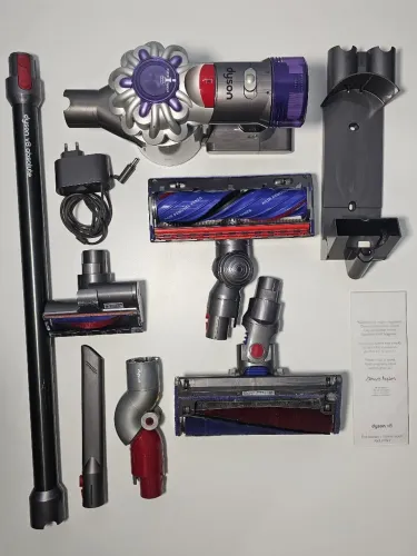 Aspirador de pó sem fio Dyson V8 Absolute