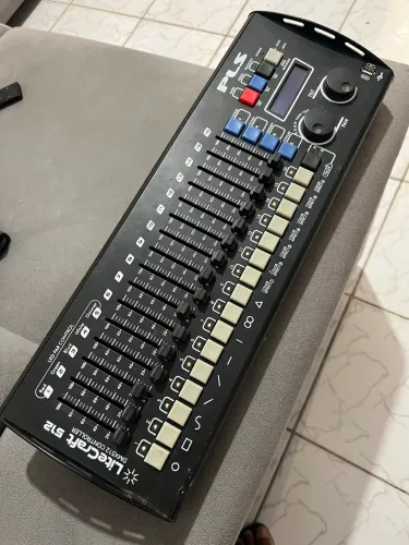 Material de iluminação 