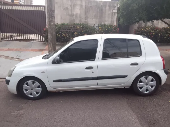 Renault Clio RN/ Expression 1.0 5P 2004
