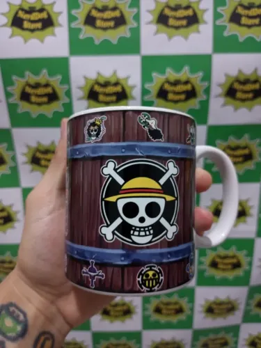 Caneca (porcelana) One Piece - NerdDog Store - Mugiwara Luffy Gomu Zoro Chopper