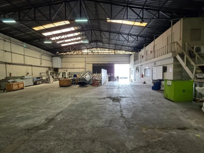 Galpão em São Caetano do Sul com 1.200 m2 de área construída