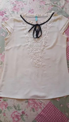 Blusa com renda