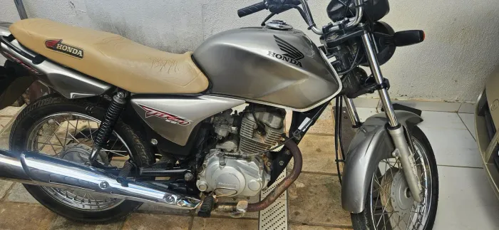 Titan 150 2008 sempre foi minha