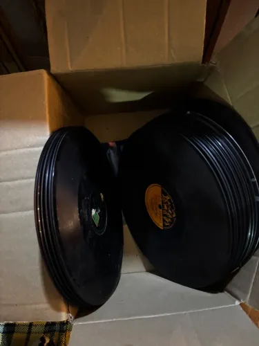 18 discos de vinil velhos sem capa ideais para decoração ou artesanato
