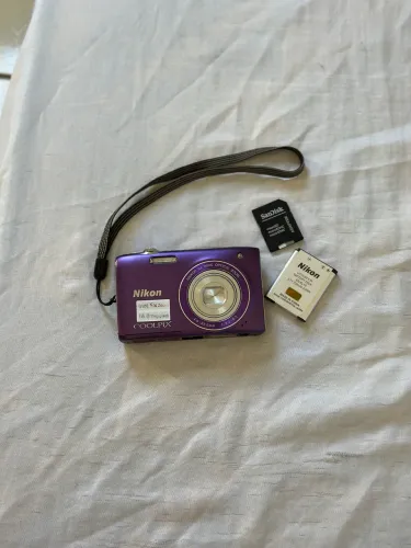 Camera digital Nikon Coolpix s3100
