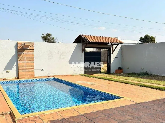 Casa com 2 quartos para alugar, 120 m² por R$ 2.500/mês - Vale do Igapó - Bauru/SP