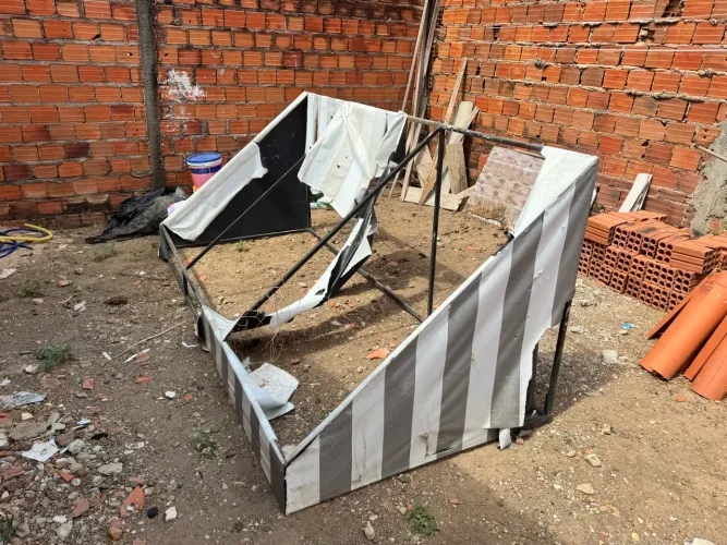 Estrutura para toldo 