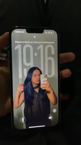 Vendo ou troco iPhone 13 Pro Max com 100% de bateria, tudo original e funcionando