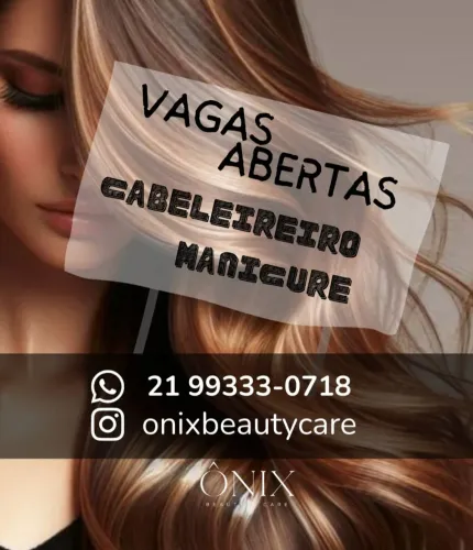 Estamos contratando cabeleireiros e manicures.