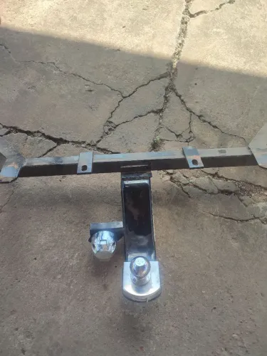 Vendo um engate para Strada 201