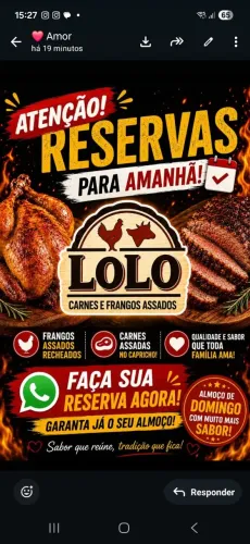 Frangos e carne assada