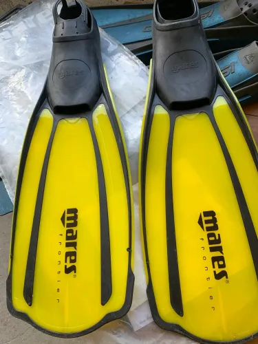 Nadadeira pé de pato, mares Unissex Adulto,Avantiu Quattro + Diving Fins - Durabl