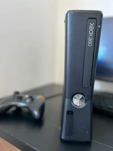 Xbox 360 *leia a descricao*