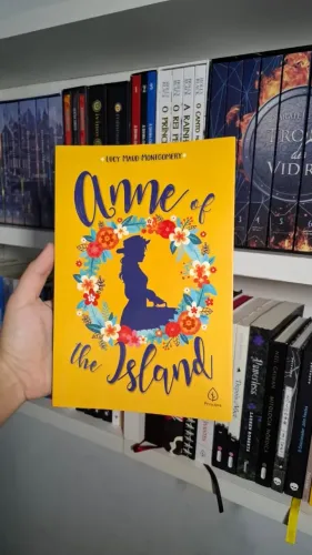 Livro - Anne of the Island (Clássicos em inglês) (English Edition)