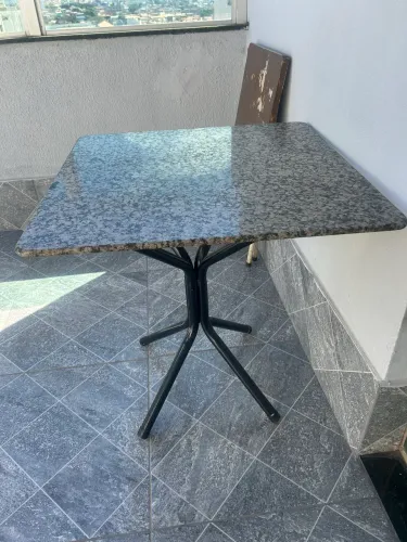 Mesa 4 lugares pedra granito 