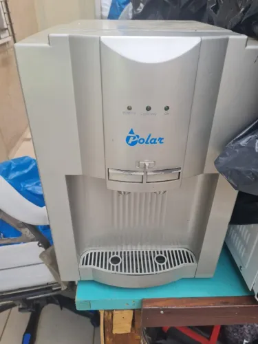 Bebedor e Purificador de Agua Polar