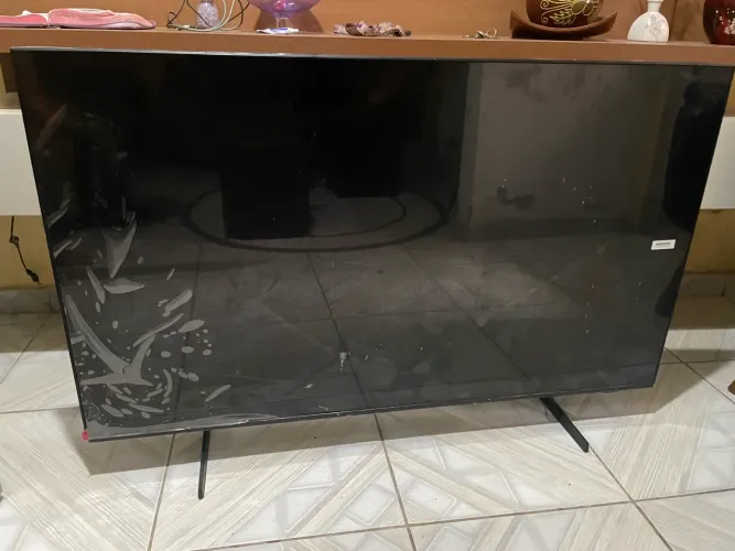 Tv somente para retirada de peças