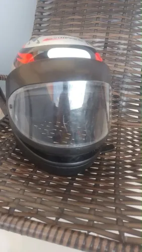 Capacete em bom estado