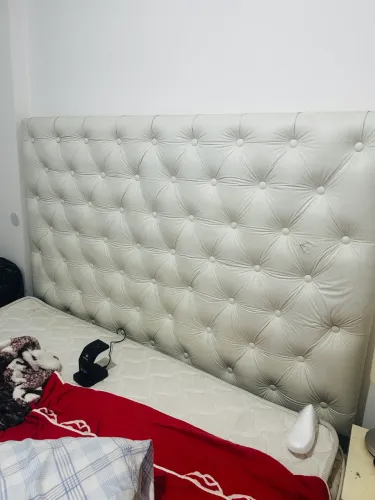 Vendo Cabeceira de Cama Casal de Capitonê