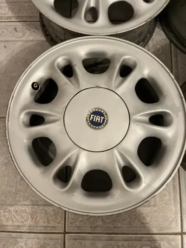Roda Fiat Aro 15 Marea Brava Gota