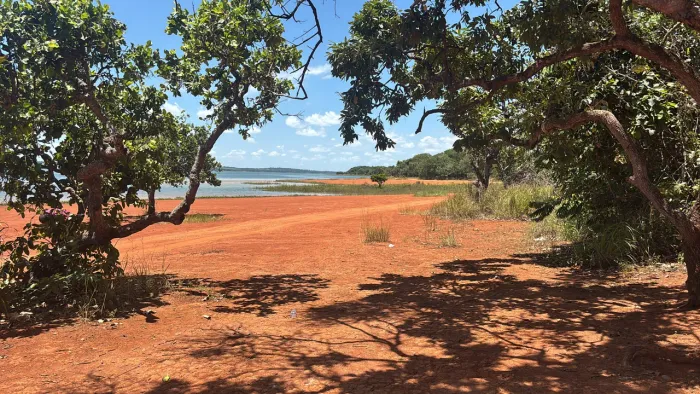 Represa de Três Marias 1200 metros.