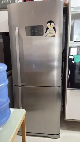 Vendo geladeira eletrolux