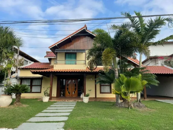 Casa com 4 dormitórios à venda, 240 m² por R$ 4.500.000,00 - Novo Portinho - Cabo Frio/RJ