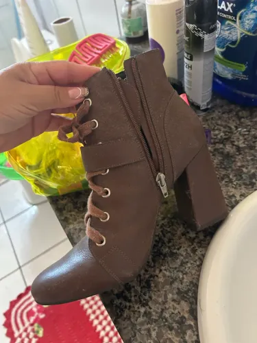 Bota da Carmem estefany