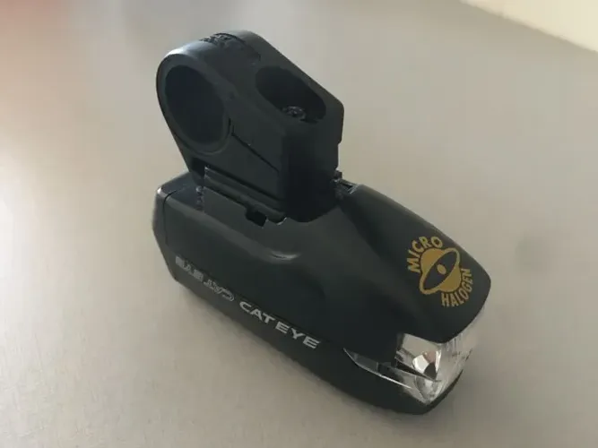 Farol de Bicicleta da Marca CatEye 