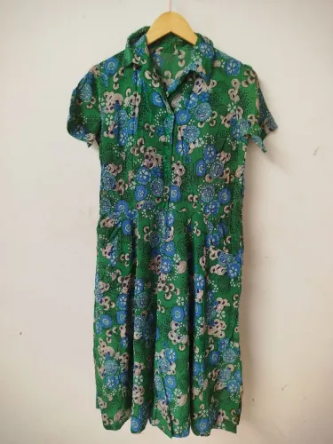 Lote de roupas femininas