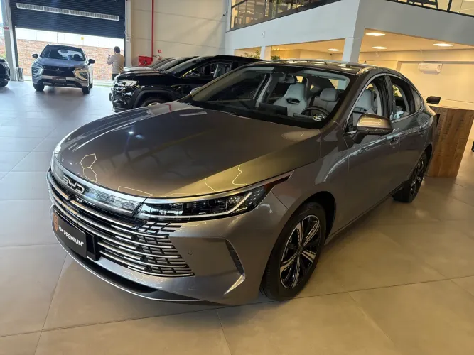 BYD King GS 1.5 16V Híbrido Aut. 2025