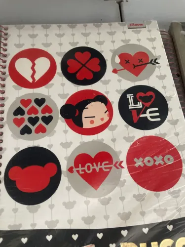 Caderno pucca