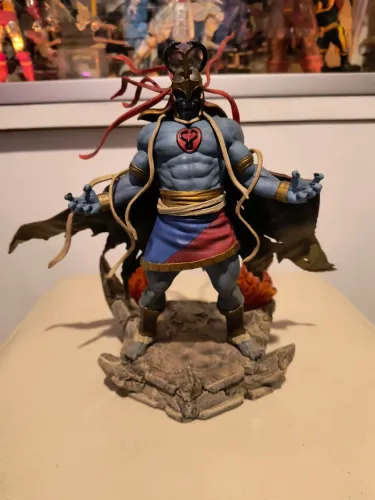 Estátua iron Studios
