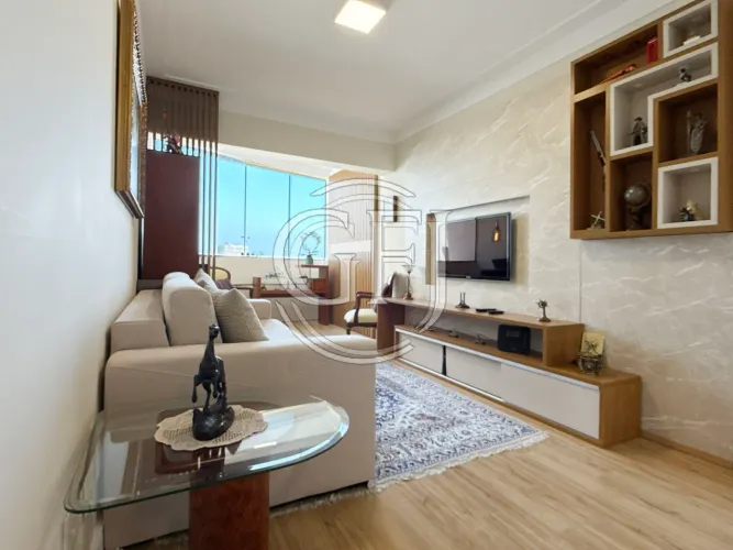 Apartamento à venda 81 m2 reformado, semi-mobiliado, 2 vagas e com lazer no Cambuci