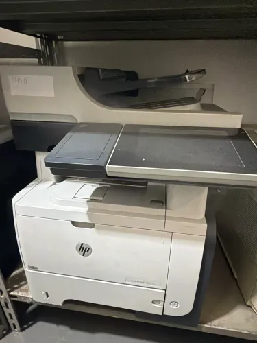 HP M525