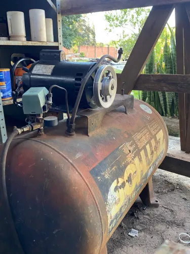 Compressor de Ar Schulz 175 Litros Sem cabeçote 