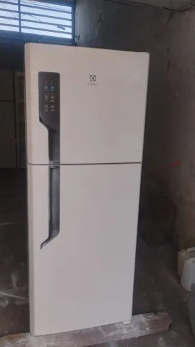 Geladeira Frost Free turbo Eletrolux 